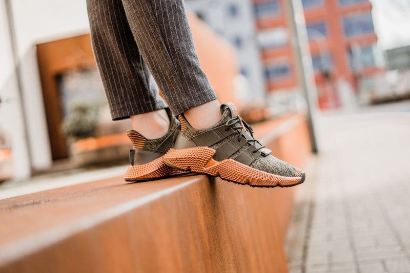 Adidas originals prophere w 2025 night cargo-night cargo-copper metallic